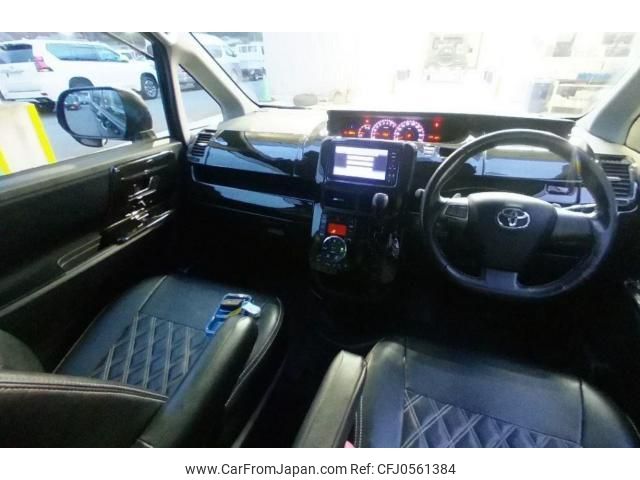 toyota voxy 2012 quick_quick_DBA-ZRR70W_0480137 image 2