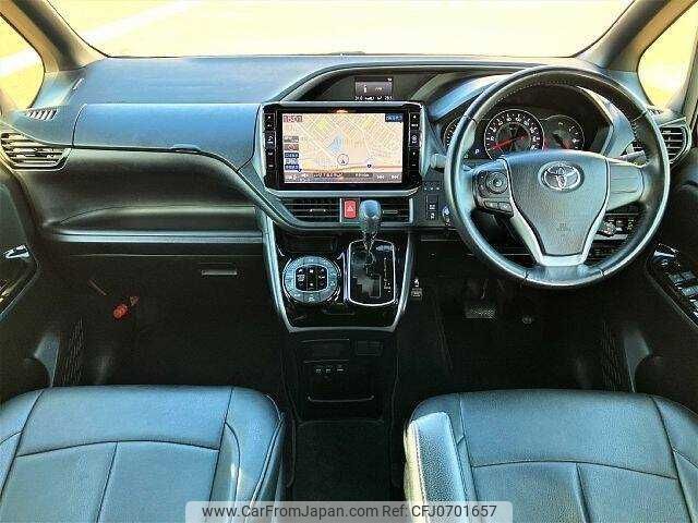 toyota voxy 2020 504928-927609 image 1