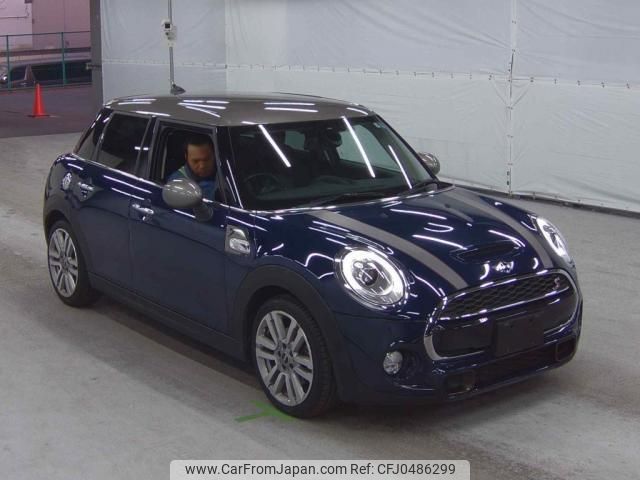 mini mini-others 2017 quick_quick_DBA-XS20_WMWXS720002E46331 image 1