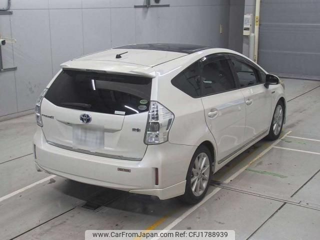 toyota prius-α 2015 CFJ1788939 image 2
