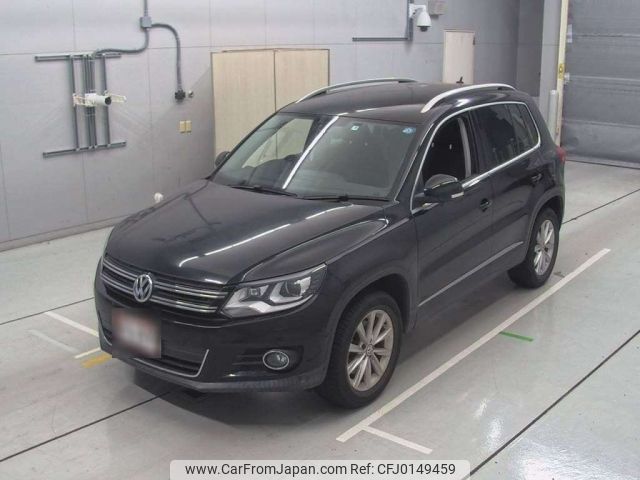 volkswagen tiguan 2015 -VOLKSWAGEN--VW Tiguan 5NCCZ-WVGZZZ5NZFW051467---VOLKSWAGEN--VW Tiguan 5NCCZ-WVGZZZ5NZFW051467- image 1