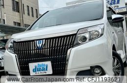 toyota esquire 2016 quick_quick_ZWR80G_ZWR80-0200533
