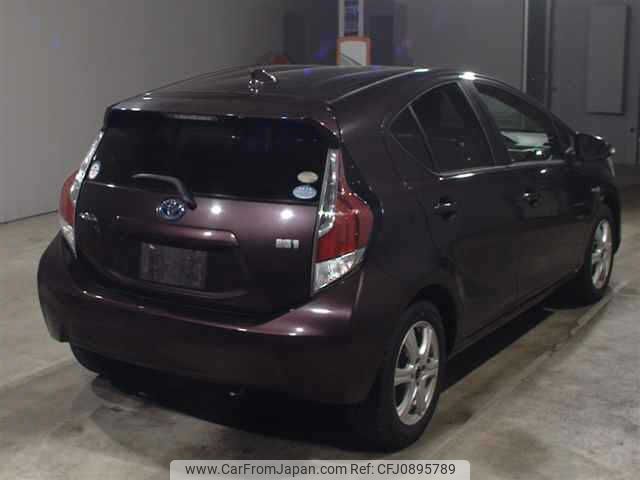 toyota aqua 2016 -TOYOTA--AQUA NHP10-2504746---TOYOTA--AQUA NHP10-2504746- image 2