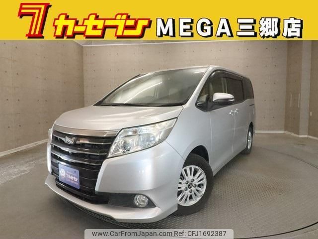 toyota noah 2014 CFJ1692387 image 1