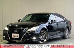 toyota crown 2018 CFJ1451387