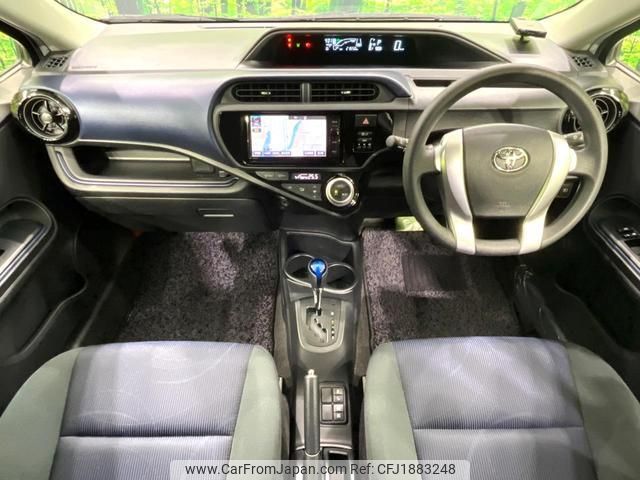 toyota aqua 2015 CFJ1883248 image 2