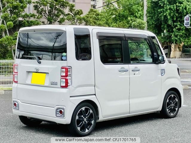 toyota pixis-mega 2020 CFJ1701765 image 2