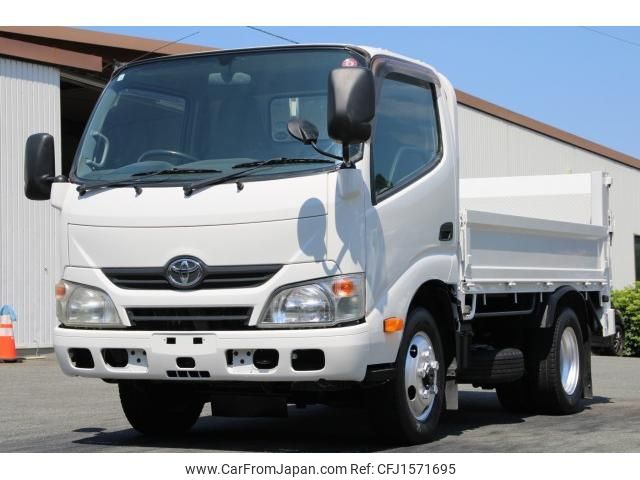 toyota toyoace 2013 CFJ1571695 image 1