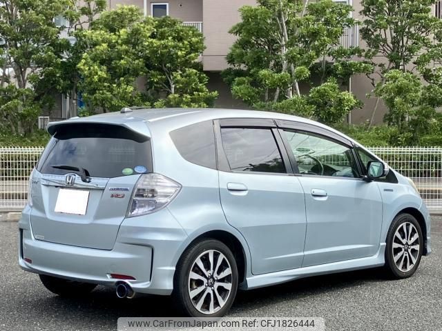 honda fit-hybrid 2013 CFJ1826444 image 2