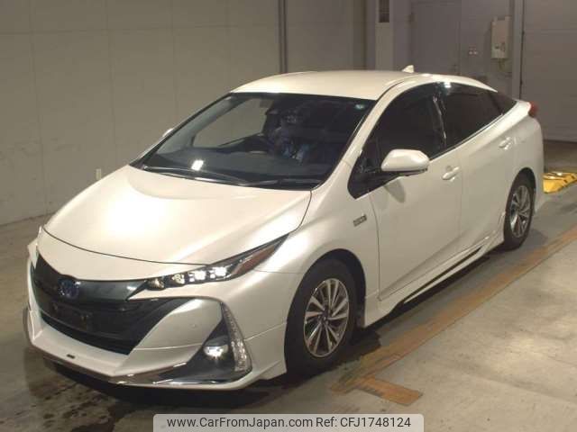 toyota prius-phv 2020 CFJ1748124 image 1