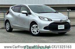 toyota aqua 2022 -TOYOTA--AQUA 6AA-MXPK11--MXPK11-2042996---TOYOTA--AQUA 6AA-MXPK11--MXPK11-2042996-