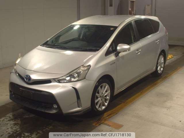 toyota prius-α 2015 CFJ1718130 image 1