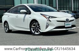 toyota prius 2017 CFJ1645634