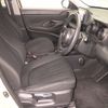 toyota yaris-cross 2021 CFJ1536807 image 6