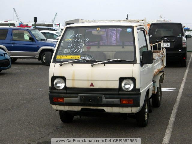 mitsubishi minicab-truck 1990 No.15431 image 2