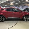 toyota c-hr 2018 quick_quick_DAA-ZYX10_ZYX10-2123270 image 18