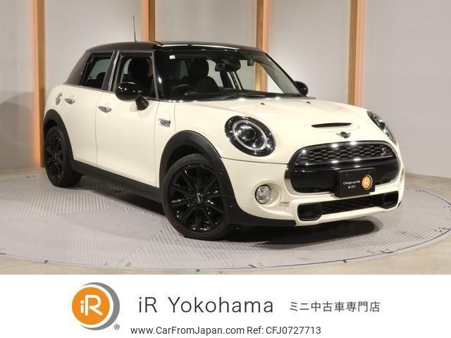 mini mini-others 2018 quick_quick_XU20M_WMWXU920X0TE41637 image 1