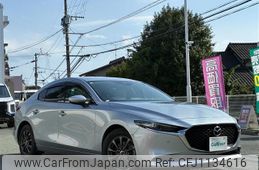 mazda mazda3 2019 CFJ1134616