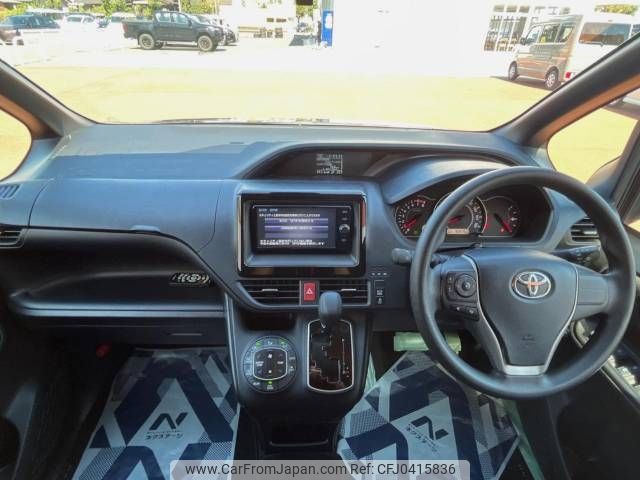 toyota noah 2018 -TOYOTA--Noah DBA-ZRR80G--ZRR80-0424418---TOYOTA--Noah DBA-ZRR80G--ZRR80-0424418- image 2