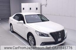 toyota crown 2013 CFJ1845776