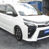 toyota voxy 2017 GOO_JP_700040326930240915002 image 5