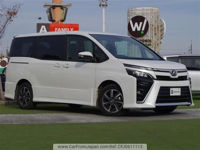 toyota voxy 2017 -TOYOTA--Voxy DBA-ZRR80W--ZRR80-0363739---TOYOTA--Voxy DBA-ZRR80W--ZRR80-0363739- image 1