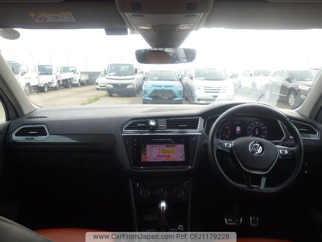 volkswagen tiguan 2018 NIKYO_KD94144 image 1