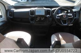 フィアット デュカト 2025 GOO_JP_700040407230241209001