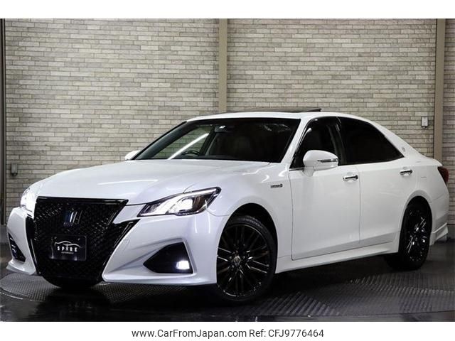 toyota crown 2018 -TOYOTA--Crown AWS211--6011922---TOYOTA--Crown AWS211--6011922- image 1