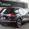 volkswagen touareg 2015 -VOLKSWAGEN--VW Touareg 7PCGRS--GD003790---VOLKSWAGEN--VW Touareg 7PCGRS--GD003790- image 26