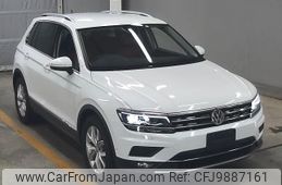 volkswagen tiguan 2019 quick_quick_ABA-5NCZD_WVGZZZ5NZKW877955