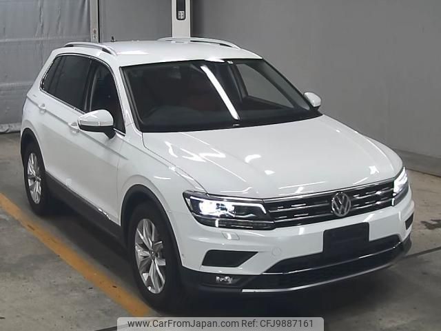 volkswagen tiguan 2019 quick_quick_ABA-5NCZD_WVGZZZ5NZKW877955 image 1