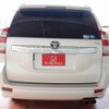 toyota land-cruiser-prado 2017 22920809 image 6