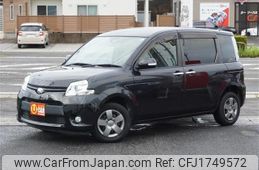 toyota sienta 2013 CFJ1749572