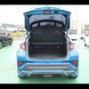 toyota c-hr 2017 quick_quick_DAA-ZYX10_ZYX10-2060934 image 15