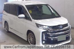 toyota noah 2022 quick_quick_6AA-ZWR90W_ZWR90-0037375