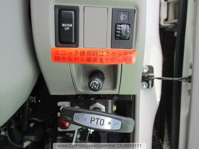 2009 Toyota Dyna Truck XZU378 - Car Price $36,141