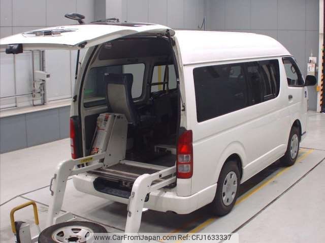 toyota regiusace-van 2011 CFJ1633337 image 2