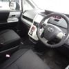 toyota voxy 2012 quick_quick_DBA-ZRR70W_ZRR70-0526501 image 15