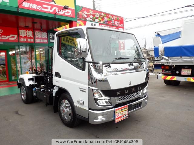 mitsubishi-fuso canter 2025 GOO_NET_EXCHANGE_0700553A30240203W001 image 1