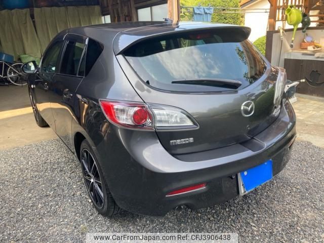 mazda axela 2009 CFJ3906438 image 2