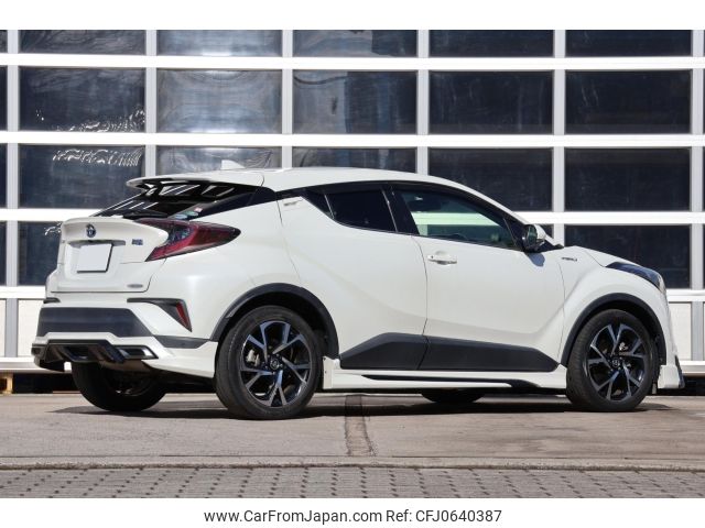 toyota c-hr 2017 -TOYOTA--C-HR ZYX10--ZYX10-2050377---TOYOTA--C-HR ZYX10--ZYX10-2050377- image 2