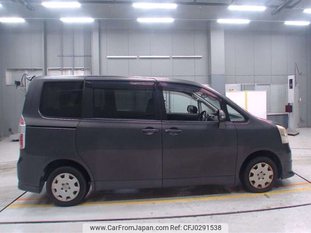 toyota noah 2007 NIKYO_DM77128 image 1