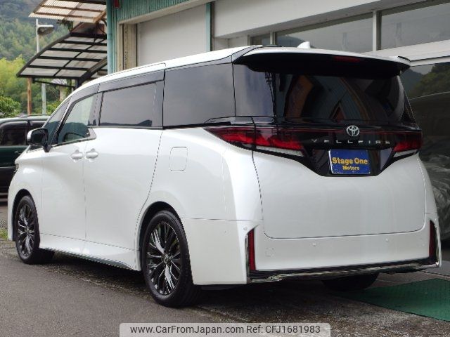 toyota vellfire 2024 CFJ1681983 image 2