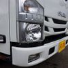 isuzu-elf-truck-2018-54851-car_f51285f5-104e-405c-94d0-7daa654ea21c