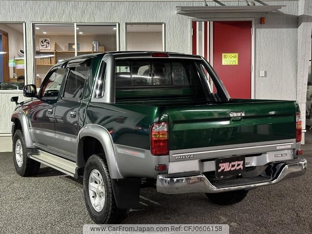 toyota hilux-sports-pick-up 2001 GOO_NET_EXCHANGE_9030058A30241227W002 image 2