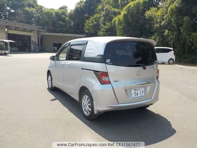 honda freed-spike 2013 CFJ1567477 image 2