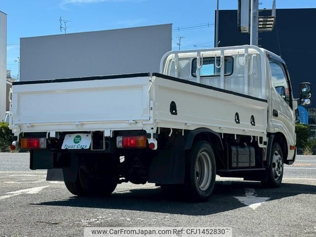 hino dutro 2017 GOO_NET_EXCHANGE_0709136A30250721W001 image 2
