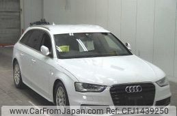 audi a4 2013 -AUDI--Audi A4 8KCDN-EA057044---AUDI--Audi A4 8KCDN-EA057044-