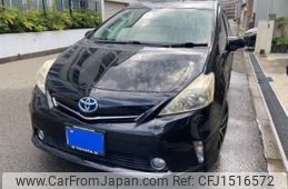 toyota prius-α 2011 CFJ1516572